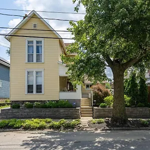 https://the-house-hotels-perry-st.columbusohiohotels.org