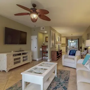 https://gulf-winds-39.hotels-destin.com